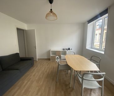 T2 MEUBLE EN HYPER CENTRE DE VALENCIENNES CHAUFFAGE INCLUS - Photo 3