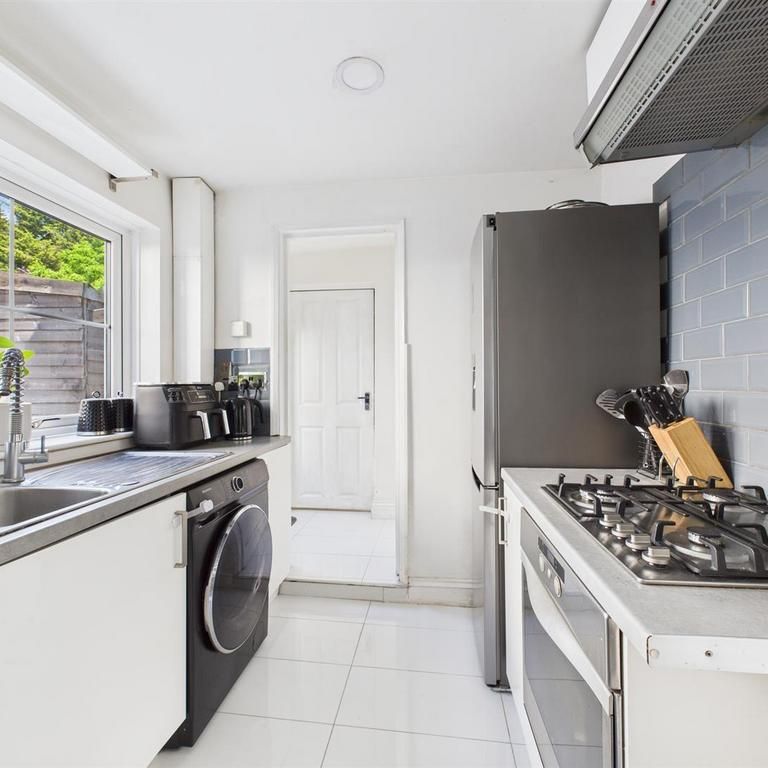 1 bedroom maisonette to rent - Photo 1