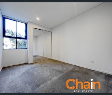 Luxury 3 Bedroom Apartment in Meadowbank - Photo 4