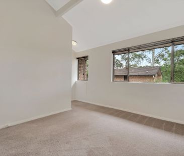 Neat and tidy townhouse - Photo 2