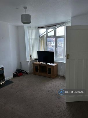 3 bedroom terraced house to rent - Photo 1