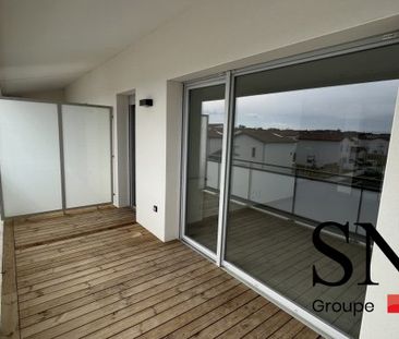 T2 AVEC PARKING ET BALCON - Photo 5