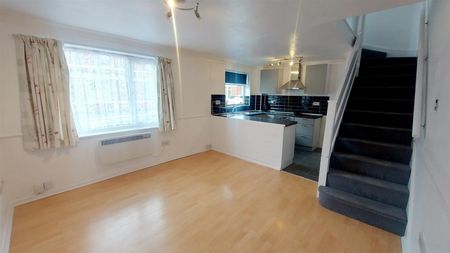 1 Bedroom Maisonette to Rent in Avondale Mews, Kettering, NN16 - Photo 5