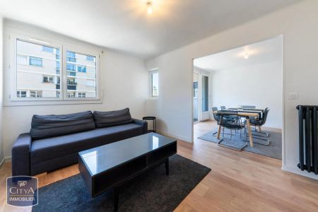 Appartement à louer 4 pièces - Photo 2