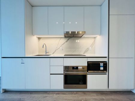 For Lease - 8 Interchange Way Unit# 808, Vaughan, Ontario - Photo 3