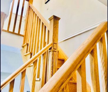 For Lease - 289 Laurentian Avenue Unit# Room#B, Mississauga, Ontario - Photo 2