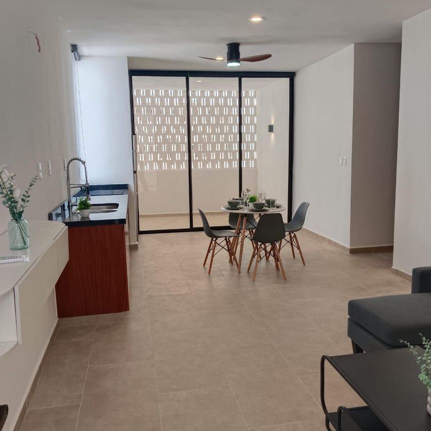 Departamento amueblado, de 2 recámaras, con amenidades. - Photo 1