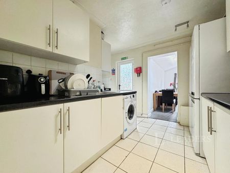 1 bedroom terraced house to rent - Photo 3