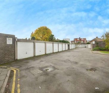 Burwood Court, Golday Avenue, Chelmsford, CM2 - Photo 3