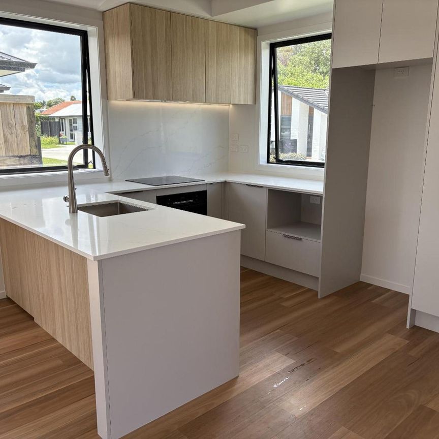 'Lock it in' in Lockerbie - Photo 1