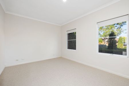 5 Forbes Road, Applecross. - Photo 4