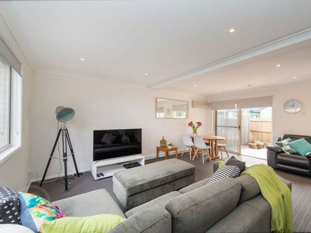 Boutique Townhouse Complex in Convenient Location - Photo 5