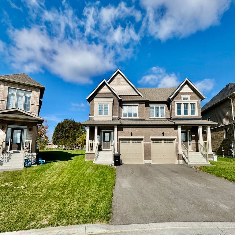 For Lease - 65 Kirkwood Way, Barrie, Ontario - Photo 1