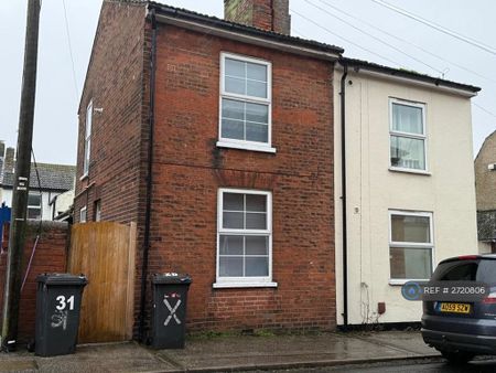 2 bedroom semi-detached house to rent - Photo 5