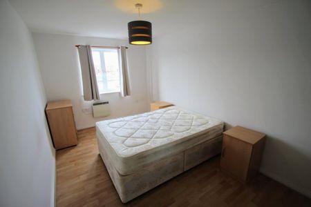 2 bedroom apartment to rent - Photo 5