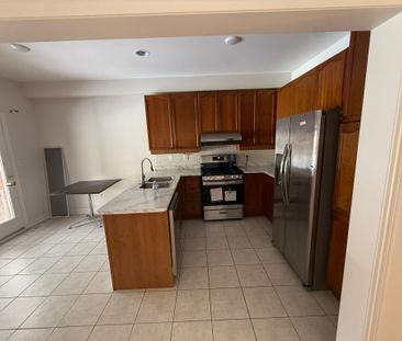 For Lease - 121 Wharnsby Drive, Toronto, Ontario - Photo 1