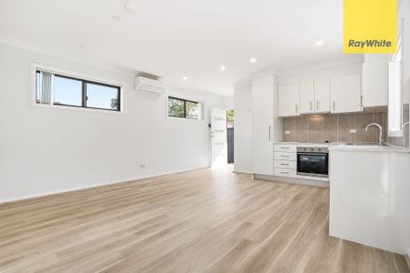 Brand New Two Bedroom Flat - Photo 2