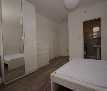 1 bedroom house of multiple occupation to rent - Photo 5