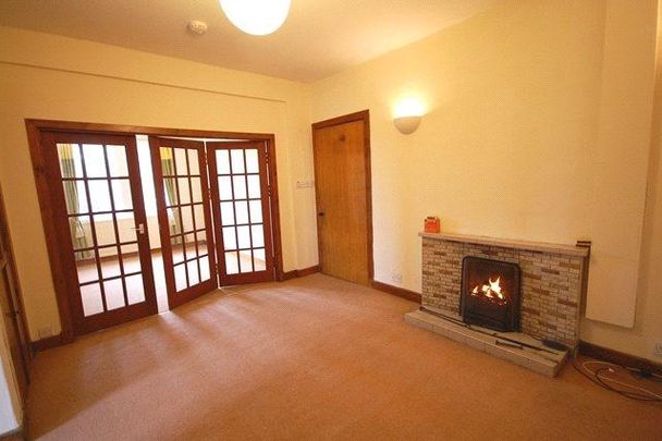 3 bedroom bungalow to rent - Photo 1