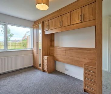 17 Robinson Road, Bangor, BT19 6NJ - Photo 1