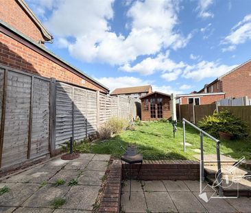 Chiffinch Gardens, Northfleet, Gravesend - Photo 1