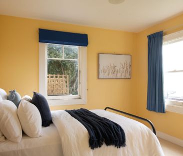 Enjoy the experience, Living Here - Photo 4