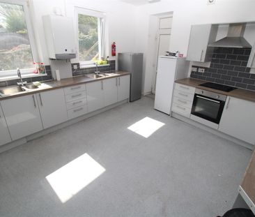 Room For Rent Park Street, Pontypridd - Photo 4