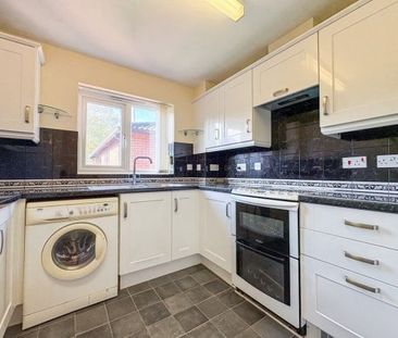 Tollwood Park, Crowborough - Photo 2