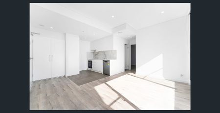 One bedroom plus study for rent in the heart of Lidcombe - Photo 2