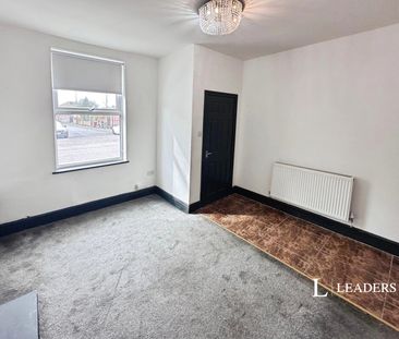 3 bedroom house to rent Abbey Hey Lane, Abbey Hey, Manchester, Grea... - Photo 5