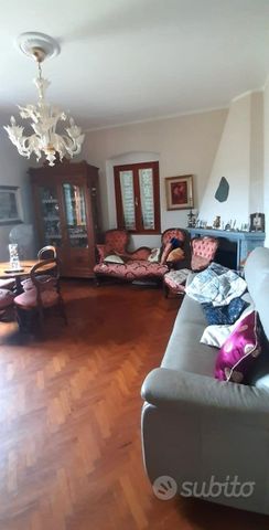 Appartamento Arredato con 2 Camere e Terrazza - Photo 4
