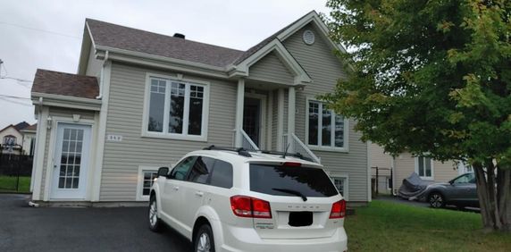 Grand 5 1/2, trés ensoleillé à Mcmasterville - Photo 2