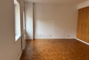 Excelente T3 duplex para arrendar com vista Mar, Foz - Porto