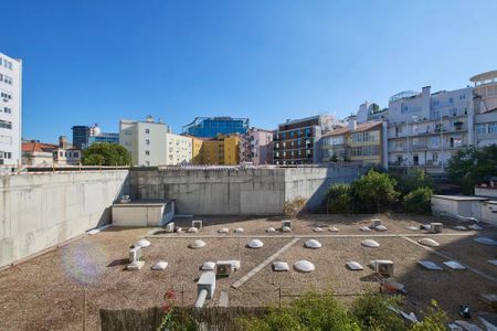 Avenida Duque dÁvila, Lisbon, Lisbon 1050-081 - Photo 2