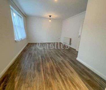 Lea Valley House, Waltham Abbey, EN9 - Photo 2