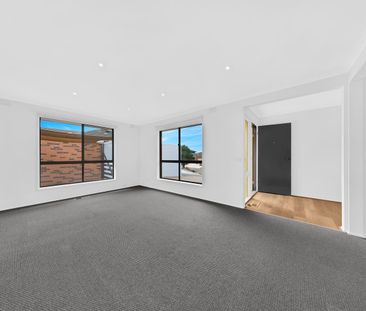 38 Ebony Drive, Bundoora, Vic 3083 - Photo 1