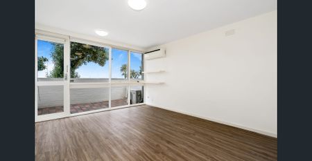 Refurbished in a Brilliant Seaside Location - Photo 2