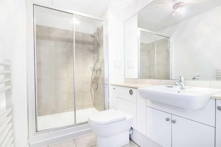 Bantam House Heritage Avenue Colindale NW9 - Photo 4