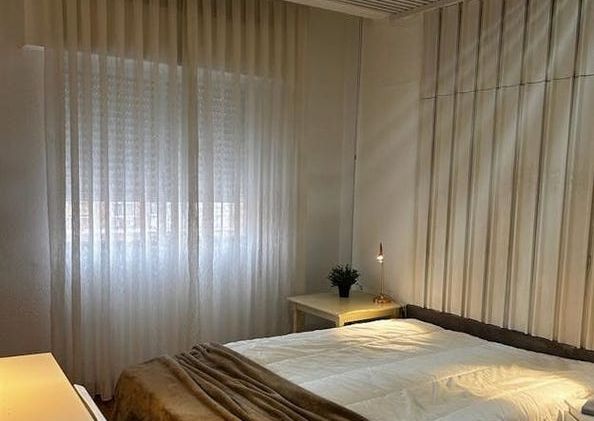 Calle de Sánchez Barcáiztegui, Madrid, Community of Madrid 28007