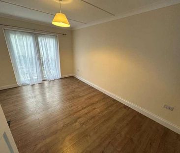 Slough, Berkshire, SL1 - Photo 5