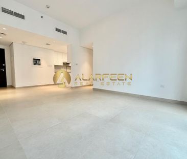 Stylish 2BHK | Pool View | Expo Village | Metro - Photo 6