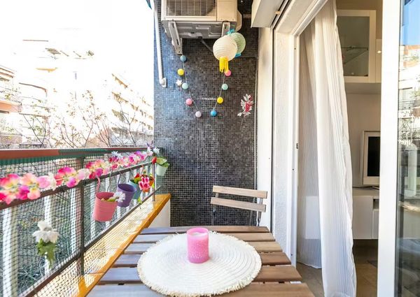 Carrer del Degà Bahí, Barcelona, Catalonia 08026