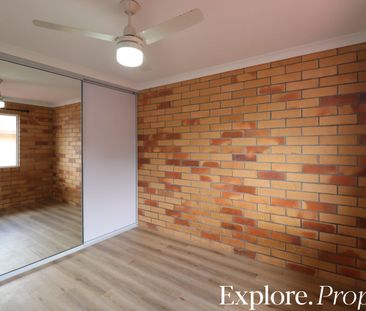 Townhouse close to CBD - Photo 2