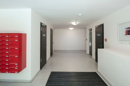 Rollstuhlgerechtes möbliertes Apartment sucht Mieter auf Zeit - Photo 3