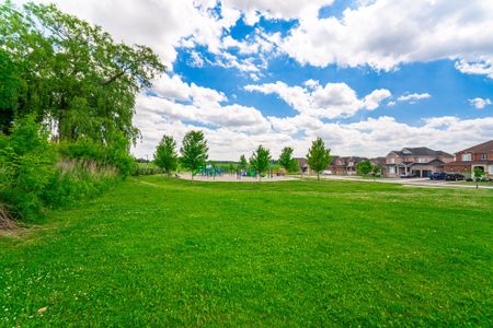 For Lease - 16 Ravenscraig Place, Innisfil, Ontario - Photo 5