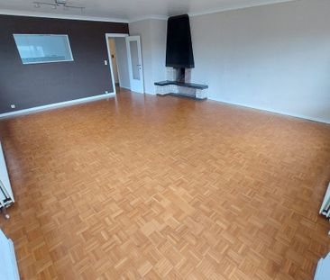 Lumineux appartement 2ch avec terrasse à 1070 Anderlecht  Loyer: 1... - Photo 4