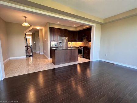 For Lease - 3140 Blackfriar Common, Oakville, Ontario - Photo 5