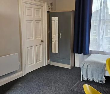 Royal Canal Terrace, Dublin - Photo 3