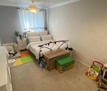 2 Bed Terraced House, Cunard Close, M13 - Photo 4