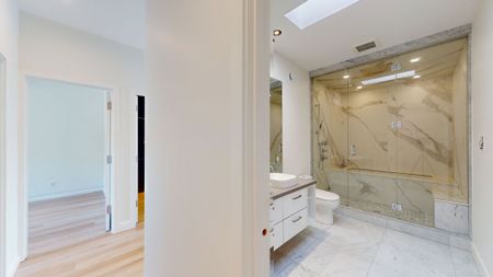 For Lease - 3212 Dundas Street Unit# 301, Toronto, Ontario - Photo 3